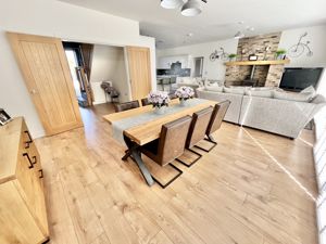 Living/Dining/Kitchen- click for photo gallery